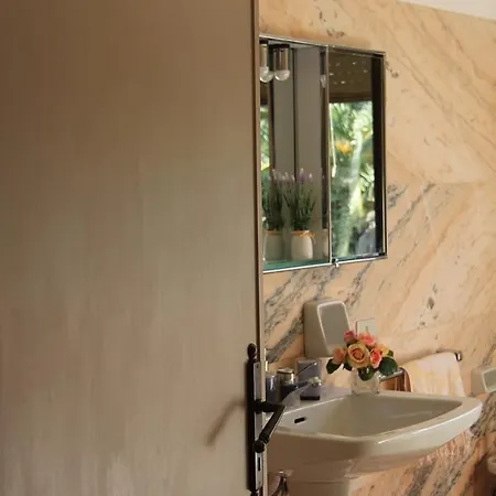 Bed and breakfast A Domo *