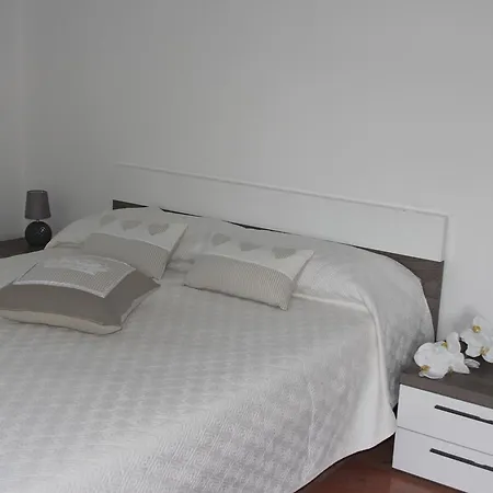 Bed & Breakfast A Domo *