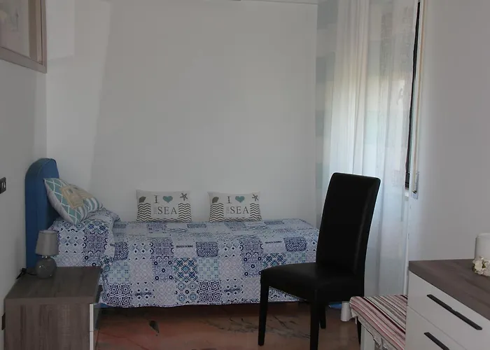 לינה וארוחת בוקר A Domo