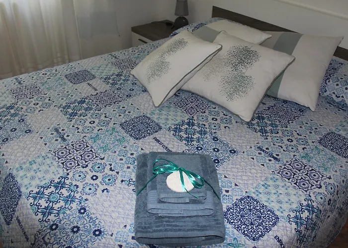 A Domo לינה וארוחת בוקר אולביה